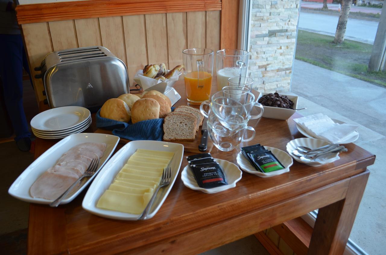 Hostal Camino De Santiago Puerto Natales Extérieur photo